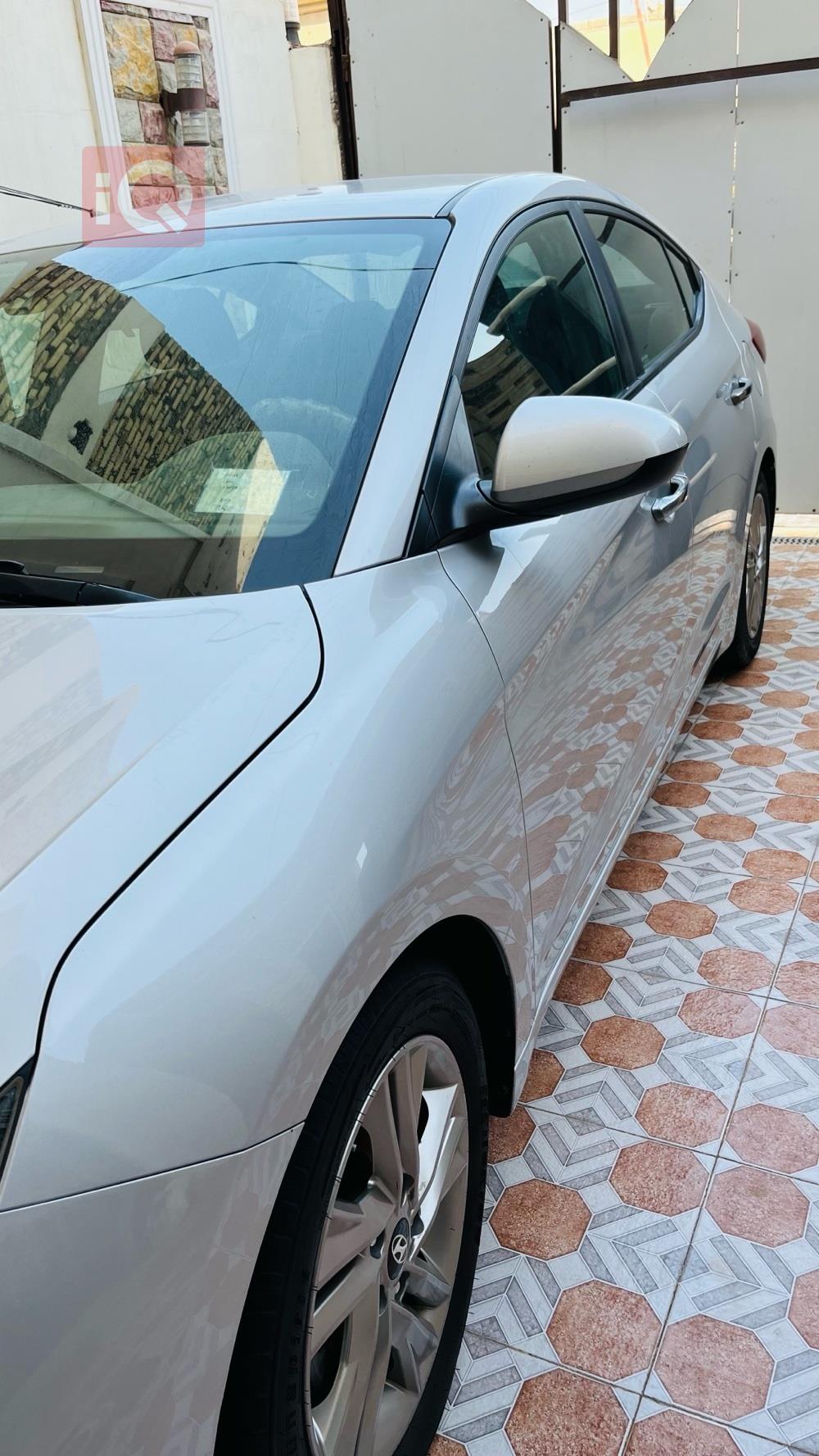 هيونداي النترا